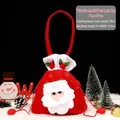 Rode fluwelen kerstman geschenkzakje voor snoep en appels totale hoogte van 39 cm - Geborstelde Kerstman Stijl met Trekkoord / Rood