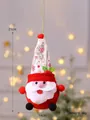 Schattige pluche kerstkabouter hanger met sneeuwvlokhoed en rood pakje 21x14cm - Ei Kerstman / Rood