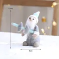 Bambola gnomo di Natale in feltro grigio e blu fatta a mano con altezza di 15 cm - Gnomo Grigio