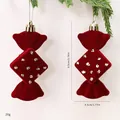 Burgunderroter beflockter Weihnachtsanhänger in Bonbonform mit Pailletten und Maßangaben. - Süßigkeit A (2er-Pack) / 9.5x4.5x2cm