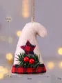 Ornamento natalizio in peluche a forma di cappello con stella a quadri, 12x8 cm - Cappello natalizio