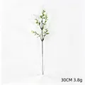 Vue détaillée d'une tige de lavande artificielle de 30 cm avec fleurs blanches. - Pièce Unique / Vert et Blanc