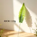 Branche de feuille de fougère artificielle verte pour la décoration et compositions 40cm et 2,9g - S / Vert