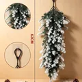 Guirlande de pin de Norfolk artificielle de 62 cm enneigée avec boucle de suspension - 62cm / Aiguille de pin floquée