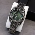 Orologio gotico in lega a forma di alieno con cassa scheletrata e quadrante verde scuro - Cinturino Nero Verde Notte (Scala)
