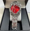 Reloj de esqueleto plateado de vanguardia con esfera roja vibrante en caja de regalo - Banda Plateada Esfera Roja Psicodélica