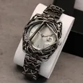 Reloj esqueleto de aleación plata antigua con caja y esfera alienígenas únicas - Banda Negra Plata (Escala)