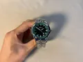Men's Y2K style quartz watch featuring green sunburst dial and silver metallic band - Silver Green