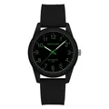 Reloj de cuarzo luminoso resistente al agua Sanda con correa de silicona negra y esfera verde - Estilo de Hombre / Sin Calendario / Negro Verde