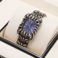Orologio vintage da uomo stile millennio con design unico a rilievo con artigli quadrati - Nero Canna di Fucile Quadrante Blu Scuro