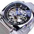 Vue macro de la montre automatique Forsining squelette pour homme aux aiguilles bleues - Style Squelette Argent Aiguilles Bleues (W1076-6)