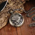 Antiek bronzen vintage mechanisch zakhorloge met gedetailleerd Pegasus-snijwerk - Holle Pegasus (MP084) / Brons