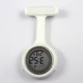 Reloj digital de silicona para enfermera en blanco con pin de seguridad médico - Blanco