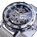 Vue détaillée de la montre mécanique squelette Winner pour hommes avec lunette en strass - Boîtier Argenté Cadran Noir