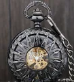 Montre à gousset mécanique rétro noire avec motif soleil sculpté et design squelette - Autre Style Noir