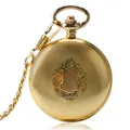 Vue détaillée du couvercle doré texturé d'une montre à gousset mécanique vintage - Couvercle Rabattable Mécanique / Or