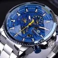 Vue macro d'une montre mécanique automatique Forsining à cadran bleu et sous-cadrans - Bracelet Argent Cadran Bleu