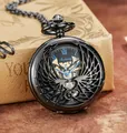 Montre de poche mécanique noire vintage avec couvercle rabattable en forme de cœur évidé. - Ouverture simple / Noir