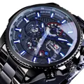 Gros plan de la montre mécanique automatique Forsining noire avec touches bleues - Bracelet Noir Cadran Bleu Index Bleu