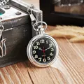 Κλασικό vintage ασημί ρολόι τσέπης με φωτεινούς αριθμούς και μαύρο καντράν για άνδρες - Στυλ Χαλαζία / Χαλαζίας Ασημί
