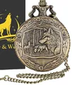 Vintage Quarz-Taschenuhr aus Bronze mit detailliertem Wolfsrelief und langer Kette - Wolfsrudel Landschaft Relief Stil / Bronze