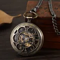 Antike mechanische Taschenuhr in Bronze mit hohlem Blumendeckel und passender Kette - Doppelter Offener Hohlblumendeckel Manueller Stil / Bronze
