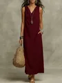 Elegante vestido largo burdeos sin mangas con cuello holgado y prácticos bolsillos. - S / Vestidos / Rojo Oscuro