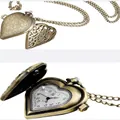 Vintage Quarz-Taschenuhr in Herzform aus Bronze mit einer feinen passenden Kette - Hohlherz-Stil / Bronze