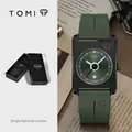 Montre carrée de luxe TOMI avec cadran vert et bracelet en silicone vert olive chic - Montre Calendrier Carrée (T022-3) / Avec Boîte Cadeau / Boîtier Noir Style Vert (T022-3)