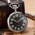 Klassische silberne Vintage-Taschenuhr mit schwarzem Zifferblatt und Leuchtzahlen an Kette - Silber Leuchtend Mechanischer Stil (PM178)