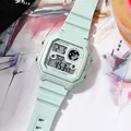 Mintgrüne quadratische digitale wasserdichte Sportuhr von SANDA mit Silikonarmband - Matcha-Grün