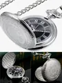 Antike silberne Taschenuhr mit Klappdeckel, römischen Ziffern und Gravur - Gemustertes Römische Schwarze Zifferblatt Taillenkette (P200) / L / Silber