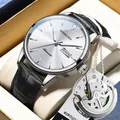 Reloj automático para hombre con esfera plateada y correa de cuero negro, calendario - Estilo Mecánico Hueco / Caja Plateada Esfera Blanca - Correa de Cuero