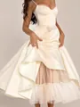 Elegante witte Franse korset midi-jurk met satijnen afwerking en gelaagde tule rok - XS / Dresses / Ivoor