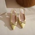 Élégantes chaussures à talon slingback en cuir verni jaune clair avec boucle mors. - 38 / 5cm Jaune Clair