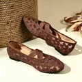 Élégantes chaussures Mary Jane en maille de dentelle marron avec brides croisées - 35 / Brun Foncé