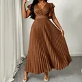 Elegante abito midi a pieghe marrone con scollo a V e graziose maniche a volant - 0XL / Vestiti / Marrone chiaro