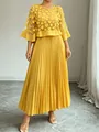 Elegante gele geplooide midi-jurk met een mesh bloemenmantel en 3D-bloemendetails - 0XL / Dresses / Geel