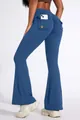 Pantalon de yoga évasé bleu à taille haute avec poches cargo et design push-up fitness - S / Bas / Bleu Baleine