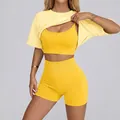 Set yoga 3 pezzi senza cuciture giallo da donna con reggiseno sportivo, shorts e t-shirt - Taglia S / Set / Set di 3 pezzi / Giallo