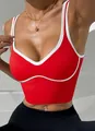 Rode yoga sportbeha met witte contrasterende bies en vaste cups - S / Tops / Rood