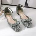 Eleganti ballerine verdi a punta quadrata con fiocco di strass e cinturino - 34 / Verde