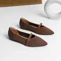 Ballerines élégantes en maille marron à bout pointu avec fine bride à boucle - 35 / Chameau