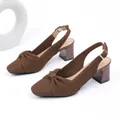 Κομψά καφέ πλεκτά πέδιλα slingback με διακοσμητικό φιόγκο και χοντρό ψηλό τακούνι - Καφέ