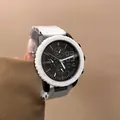 Stylish women's oversized quartz watch featuring a white silicone strap and black dial. - White (6083)