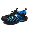 Seitenansicht von hochwertigen blau-schwarzen atmungsaktiven Outdoor-Sandalen für Herren. - 38 / Blau