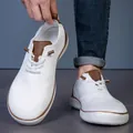 Chaussures pieds nus blanches respirantes pour hommes avec bout large et détails bruns - 39 / Style Pieds Nus à Bout Large (NK29) / Blanc