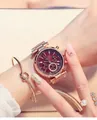 Montre à quartz tendance pour femme en or rose avec cadran rouge foncé et multi-cadrans - Or Rose Acier Marron