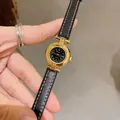 Montre à quartz DINIMI vintage pour femme avec cadran doré et bracelet en cuir noir - Bracelet Noir Boîtier Doré