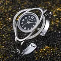 Elegante orologio a polsino argento con quadrante nero e accenti di cristallo lucido - Argento Nero